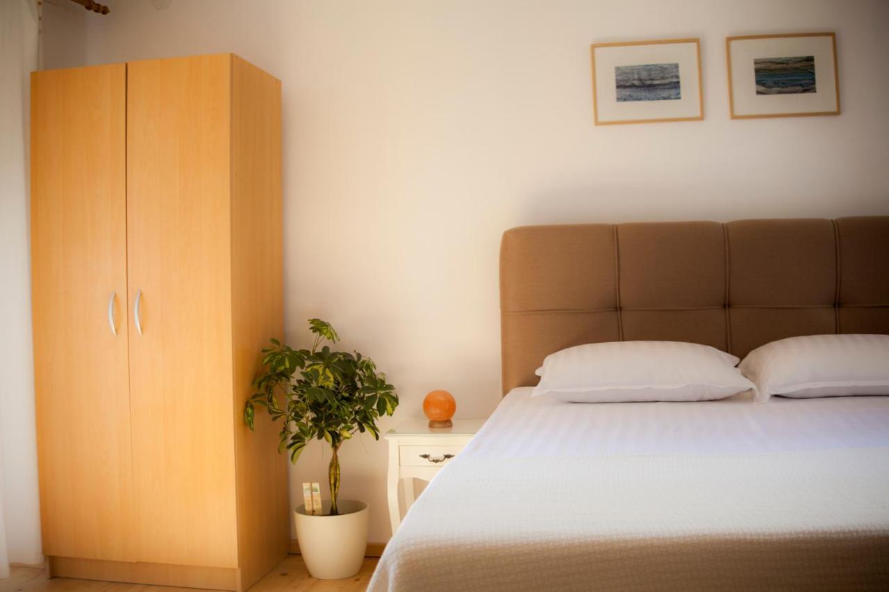 Amarilis Rooms Grožnjan Extérieur photo